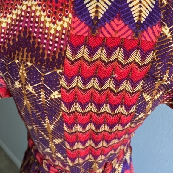 Forever 21: Women Junior Floral Maxi Dress with back sash. Size M - Picture 5 of 8